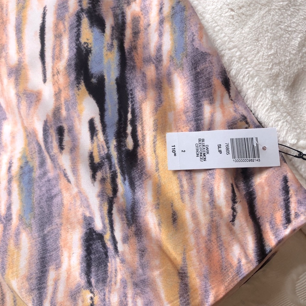 Slip skirt from Aritzia - Picture 3 of 3